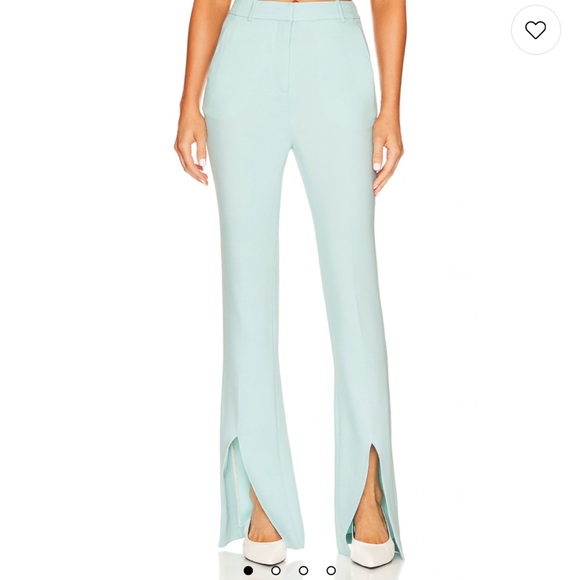 Brand new Ospen Notched Pant in Plein Air Blue
L'Academie - Picture 2 of 3